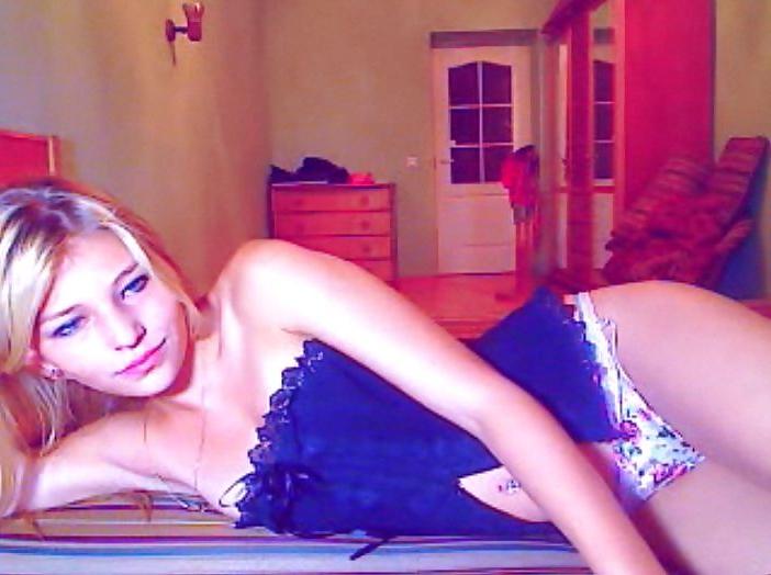 17P Webcam Girl