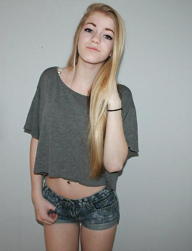 17P Sexy young blond teen girl 2