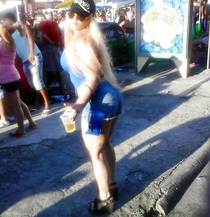 15P Latin blonde big ass 2