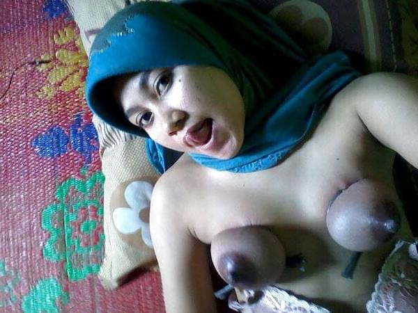 15P Indonesian- hijab bdsm