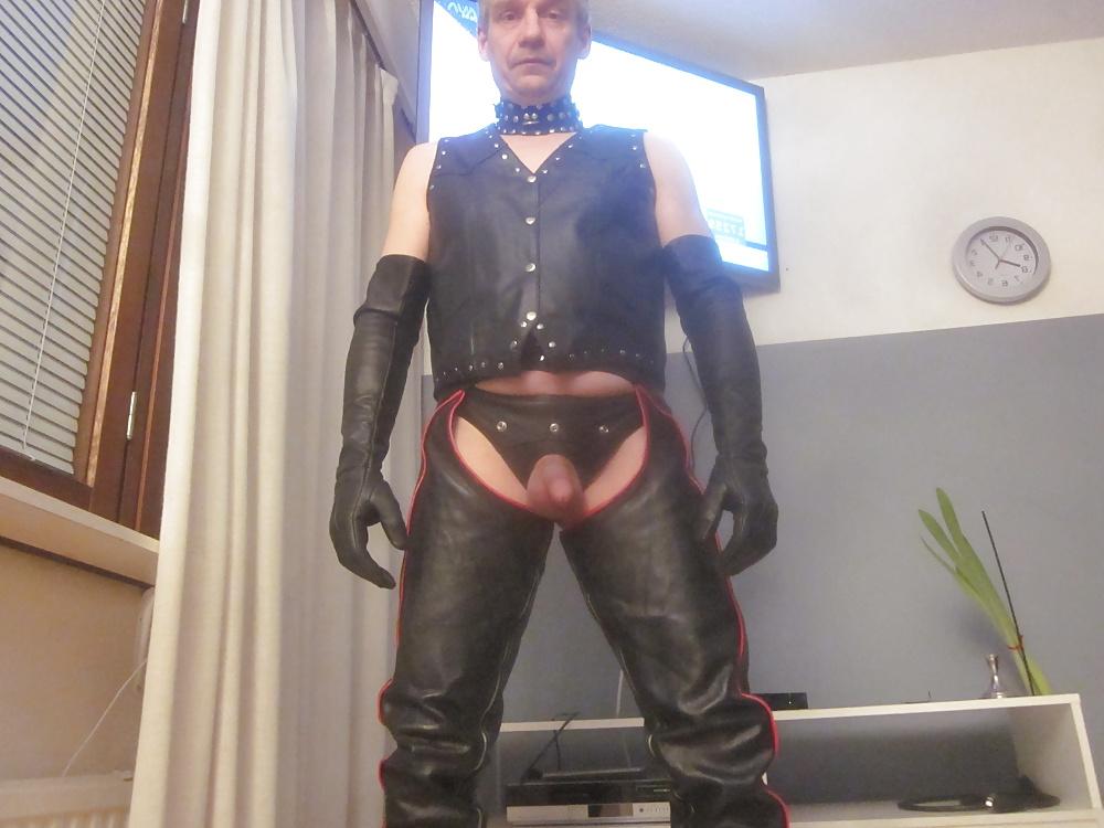 14P Finnish leather gay