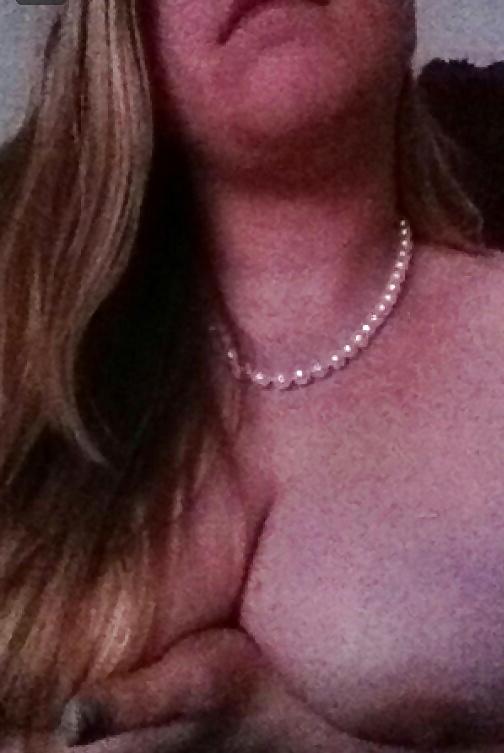 6P Amatuer hot blonde nurse shows tits