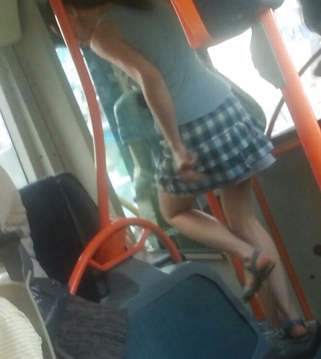 25P Spy old + young in bus romanian