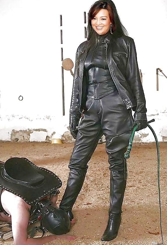 25P Ming-Na - Oriental Milf celeb - stunning at age 50