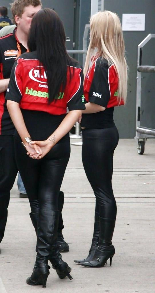 25P Wet-Look Spandex & Latex Leggings #4