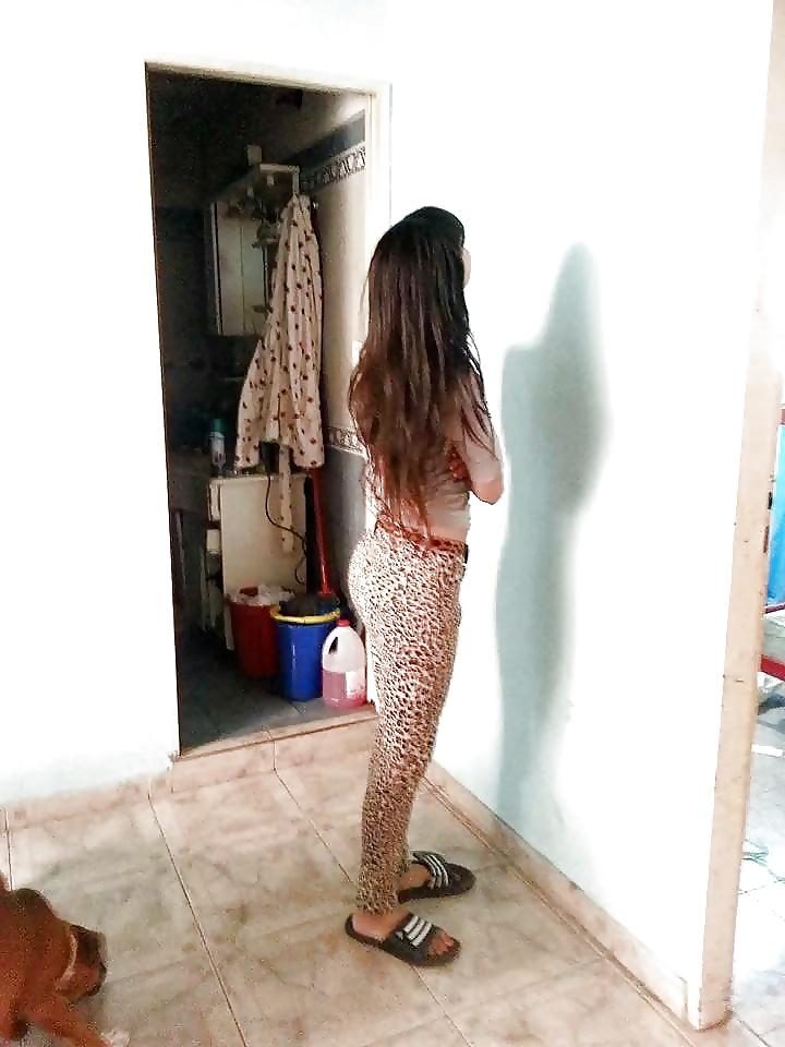 12P Latina teen 4 (petite latine salope)