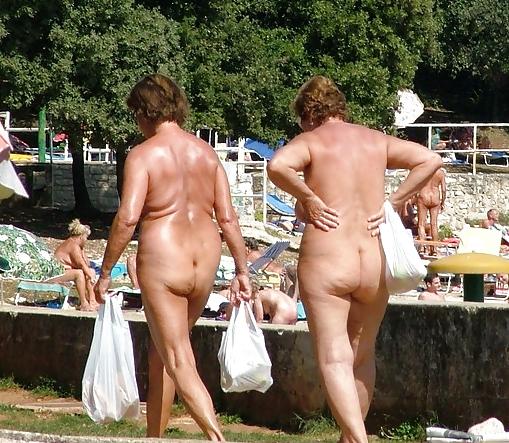 25P Mature Nudist Ladies 3