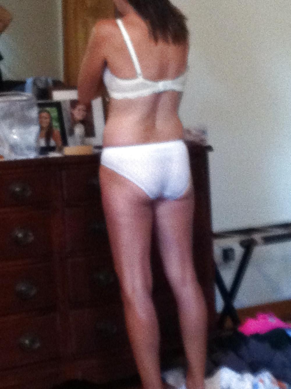 15P Wife in Panties