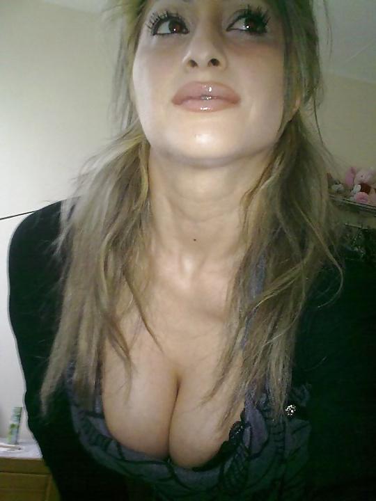 9P Bulgarian Sexy MILF