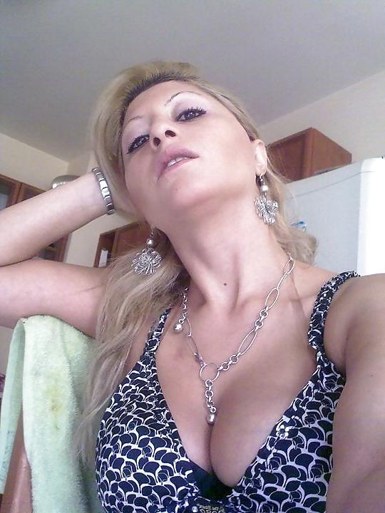9P Bulgarian Sexy MILF