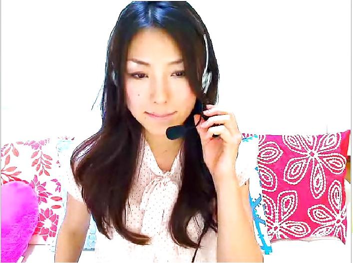 13P Webcam with Japanese Girl