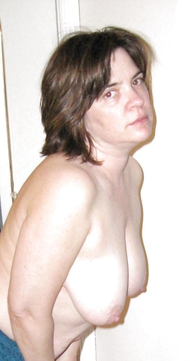 25P Wife of a sissy saggy hangers