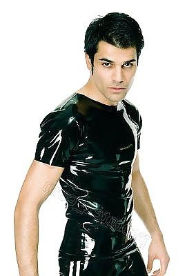 25P Men in leather, rubber or latex