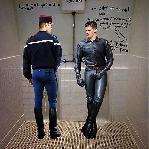 25P Men in leather, rubber or latex