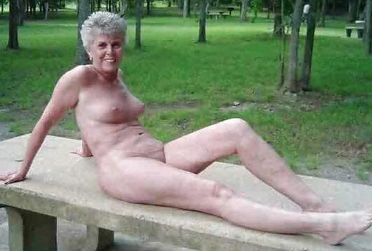 25P Mature Nudist Ladies 10