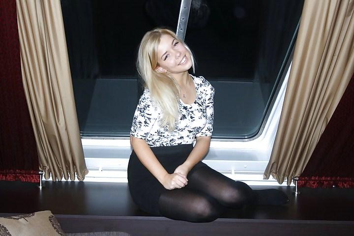 25P Babes in Nylons