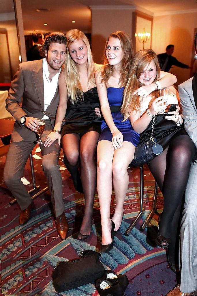 25P Babes in Nylons