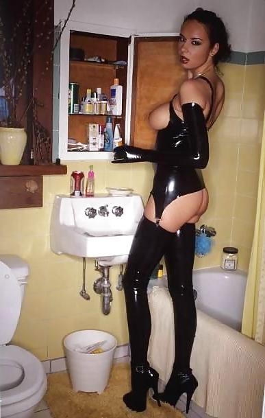 25P Top 100 Latex Amateur