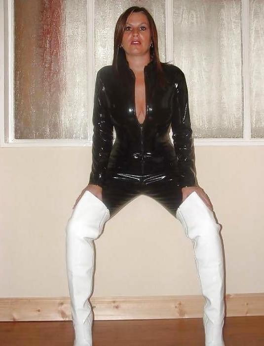 25P Top 100 Latex Amateur