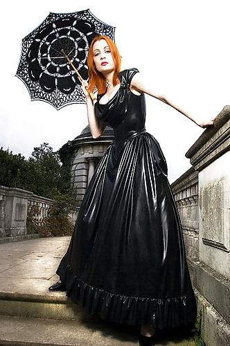 25P Top 100 Latex Amateur