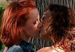 25P Tia Carrere Lesbian Scenes