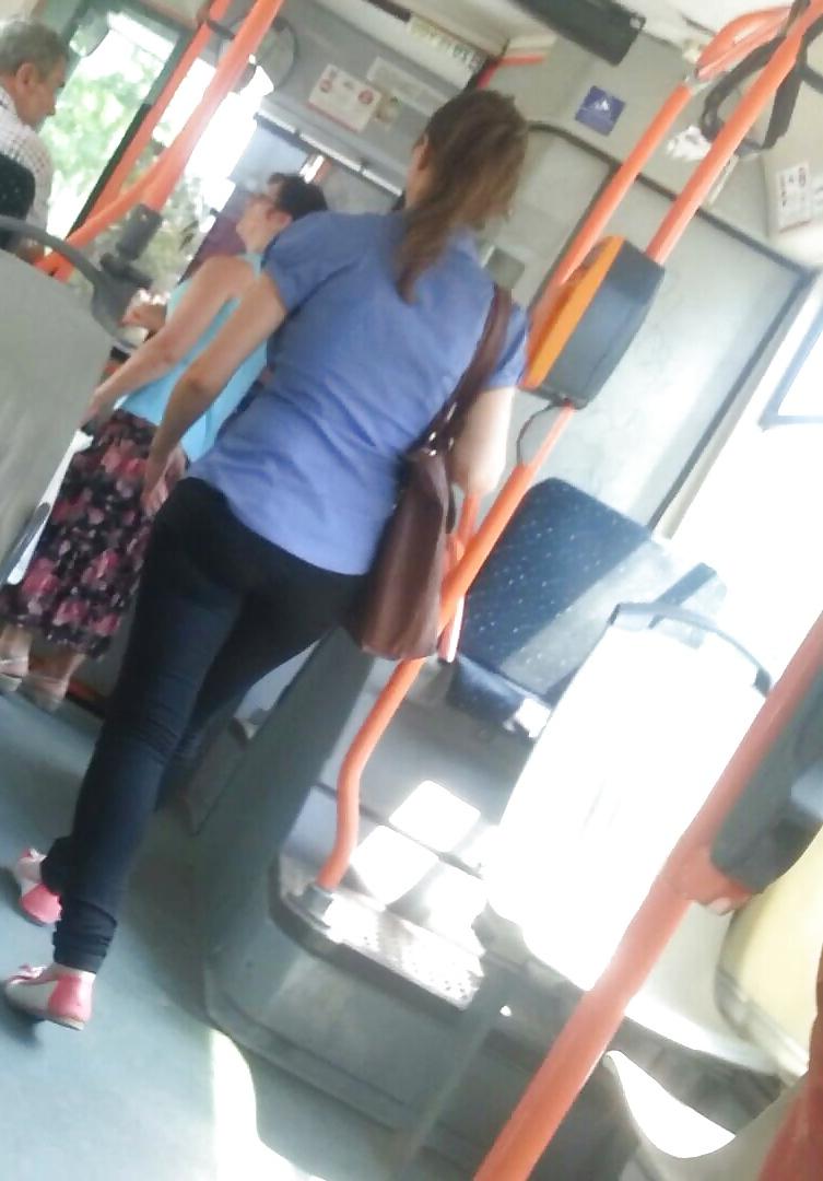 21P Spy old + young in bus and tram romanian