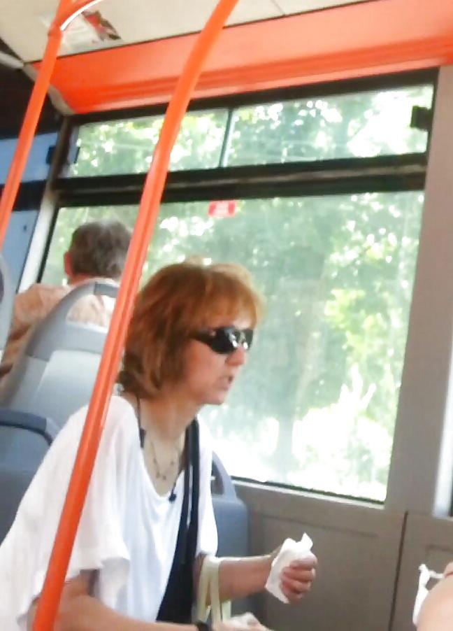 21P Spy old + young in bus and tram romanian