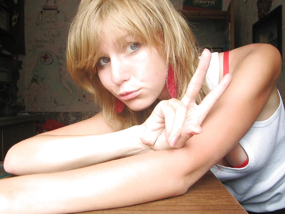 25P Sweet blond teen