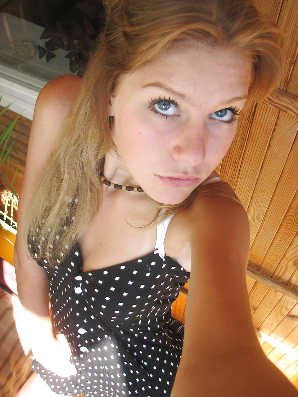 25P Sweet blond teen