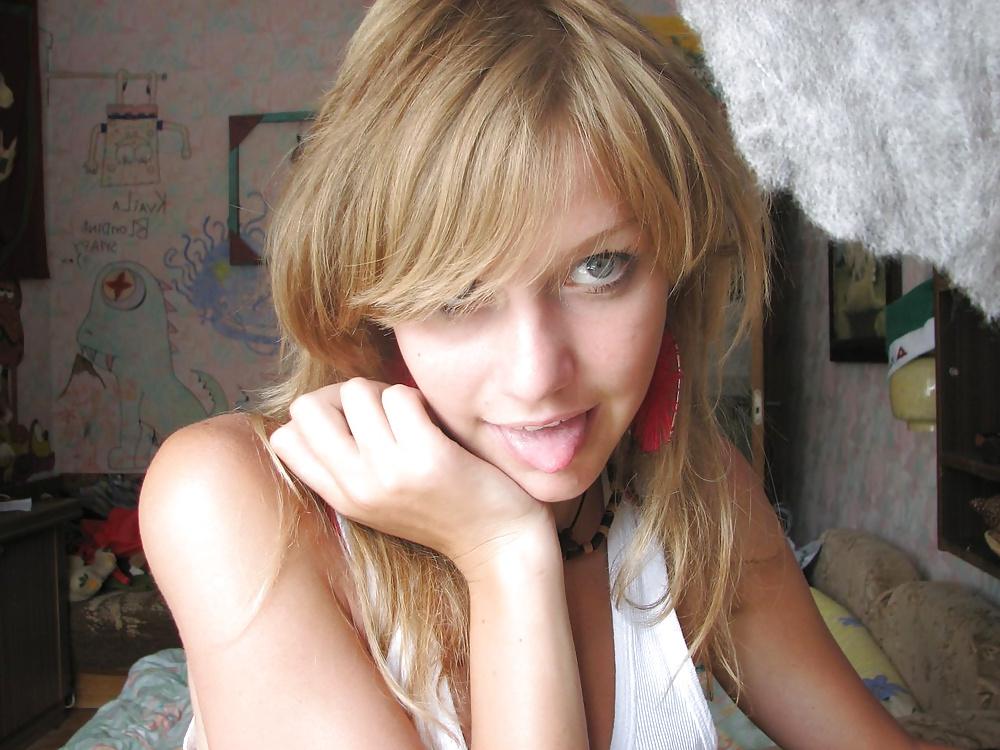 25P Sweet blond teen