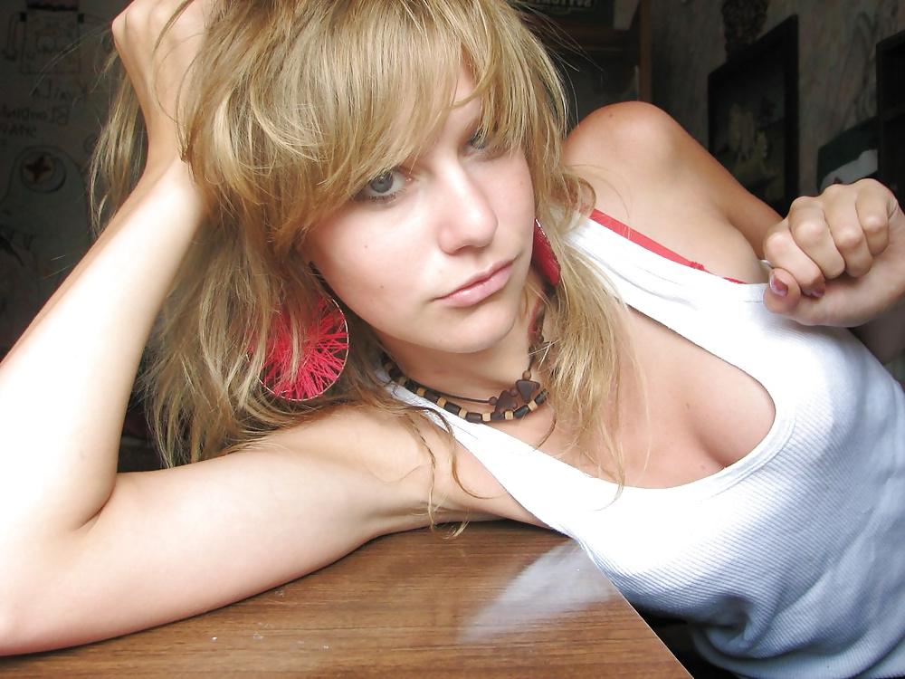 25P Sweet blond teen
