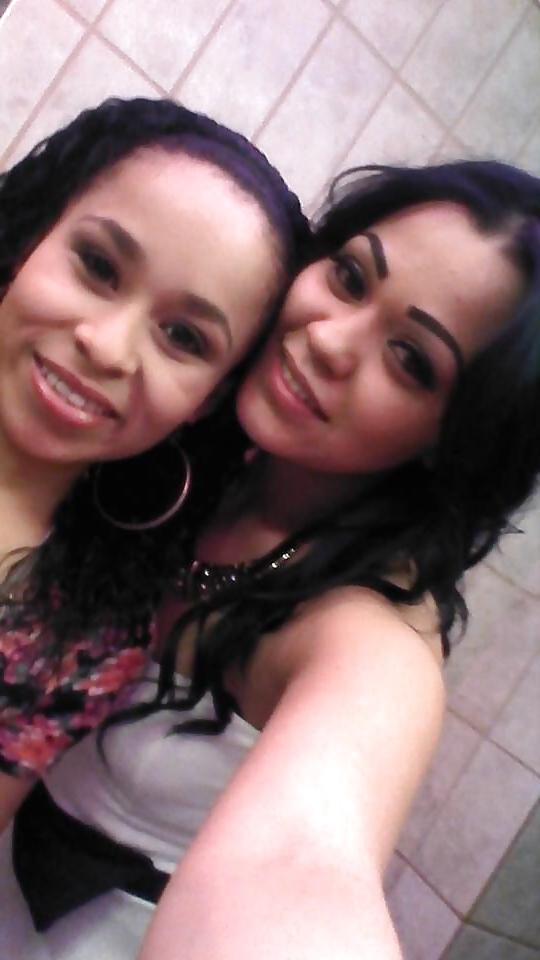 6P New pics me and my prima at da club randum today