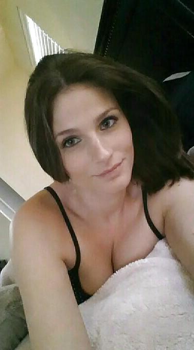 10P Miss DaisyLynn