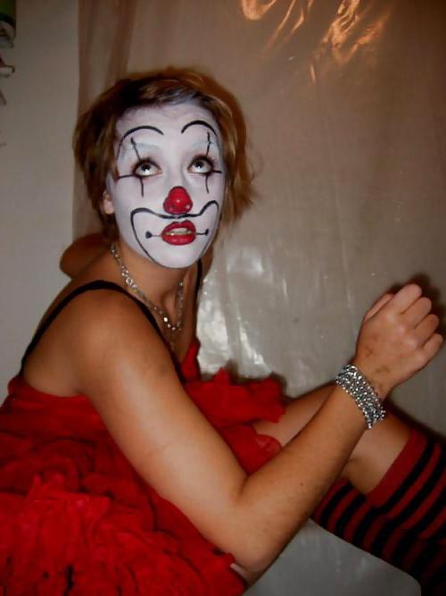 25P Just Clowning Around :P