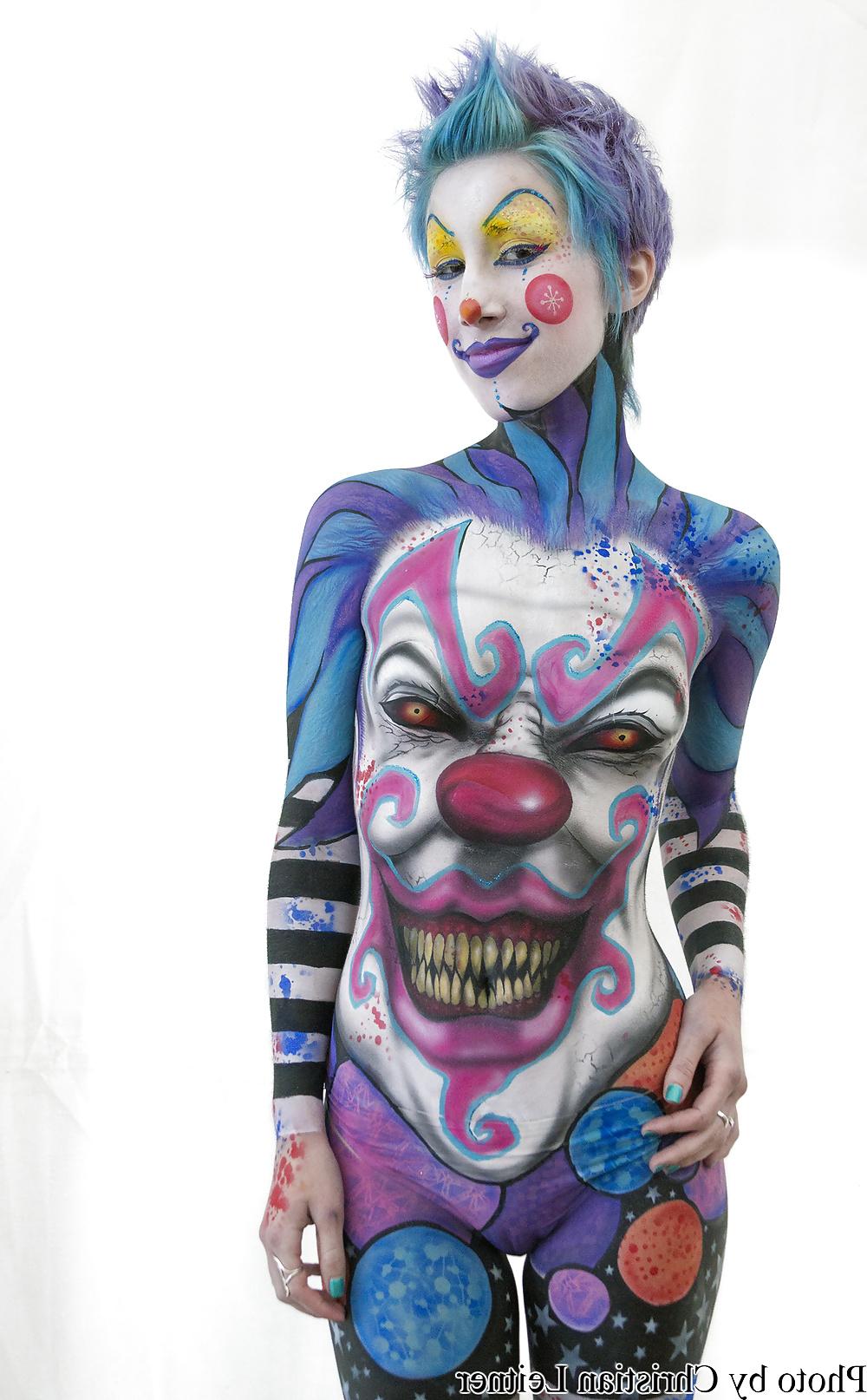 25P Just Clowning Around :P