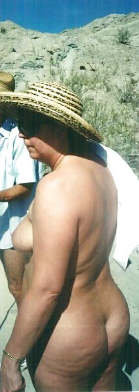 25P Mature Nudist Ladies 15