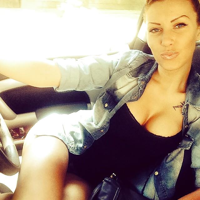 12P Bulgarian girl: Donika 