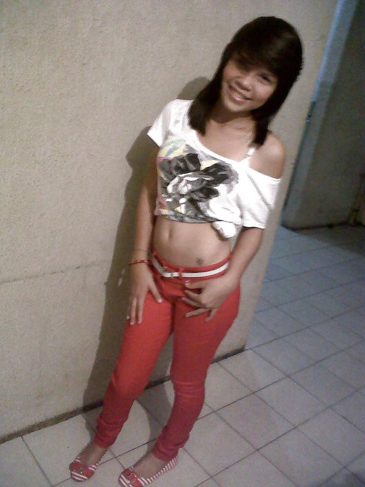 25P COLEGIALAS CALIENTES LATINAS