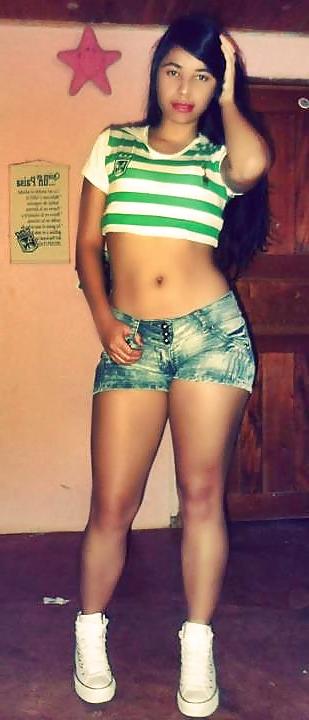 25P COLEGIALAS CALIENTES LATINAS