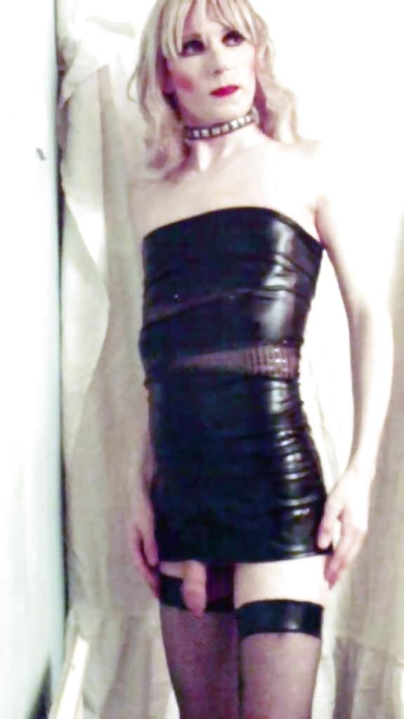 15P Pvc And Latex Whore Sandra