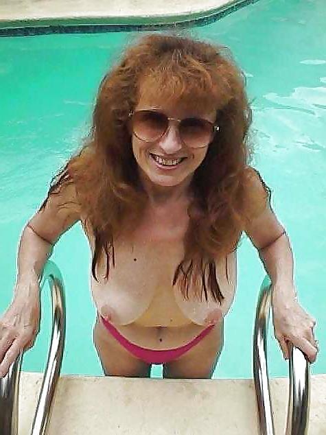 23P Mature nudist in small private pools