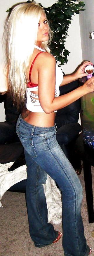 24P Blonde Teen Girls Gallery 2