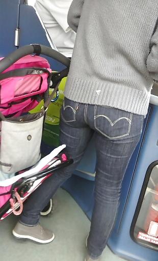 12P Tight Levi's Jeans Candid on bus
