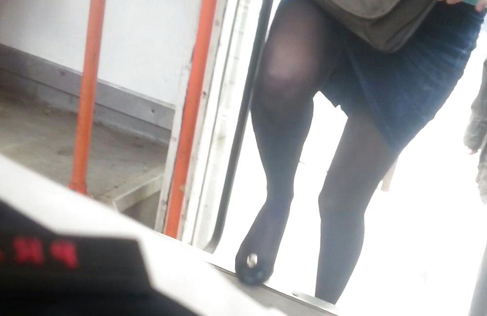 19P Spy feet,ass, face,legs and nylon in bus romanian