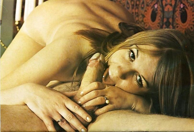 17P Vintage Magazines Love Time