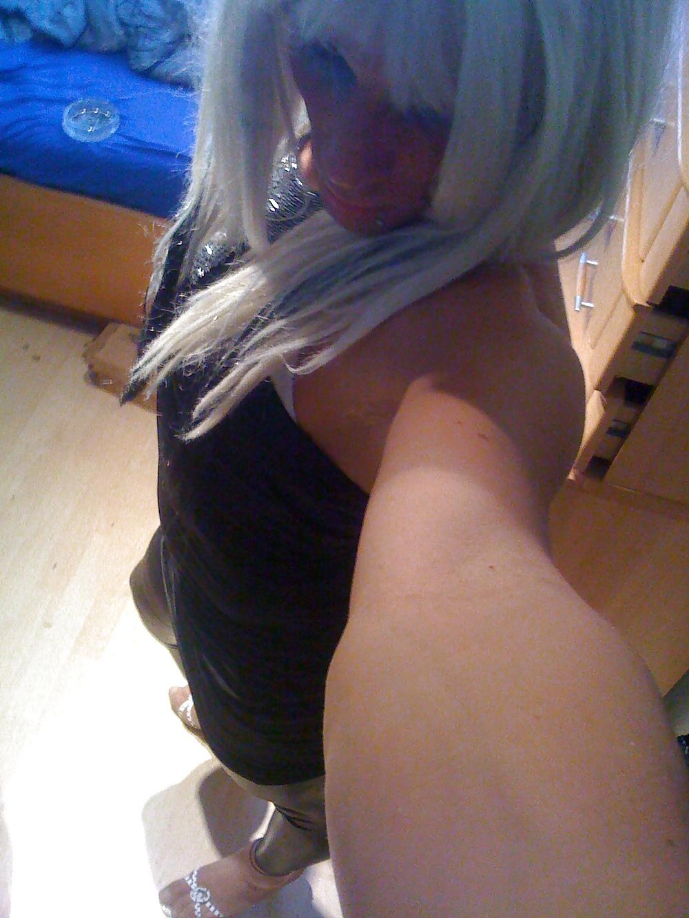25P TransTeen in nylons, Latex and heelz