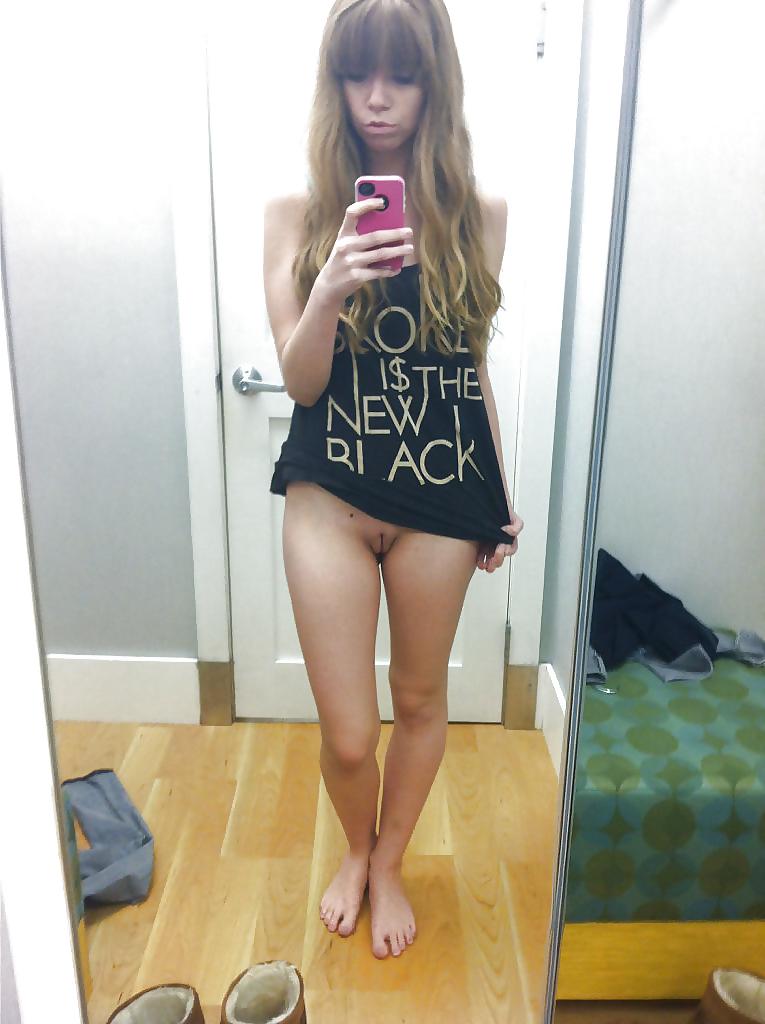 25P Beautiful selfshot teen ... 