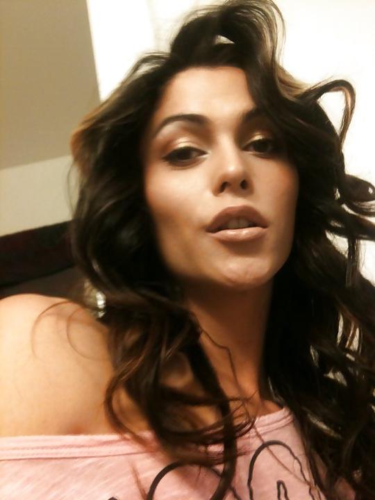 25P Incredible Hot Top Tranny DOMINO PRESLEY !!!