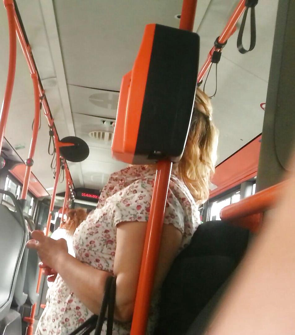 25P Spy old + young bus romanian
