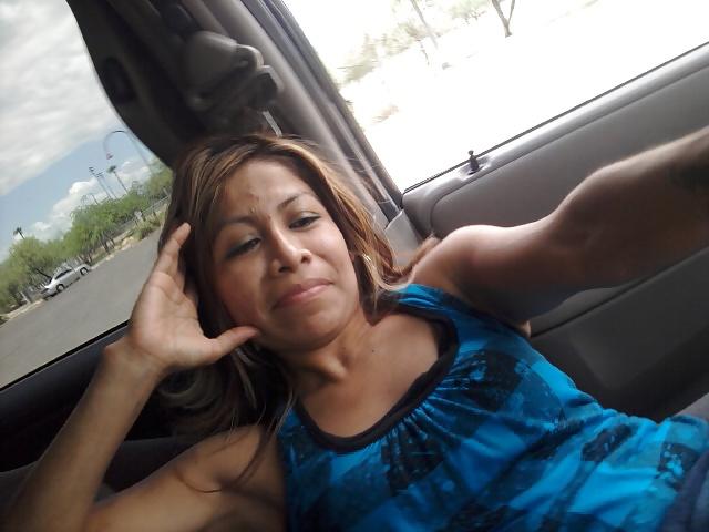 16P Petite latina